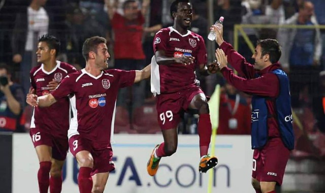 6686体育官网- 卡利亚里海岛主场魔咒延续，客队十人作战仍拿分  